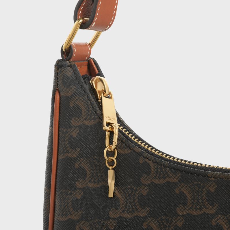 γοητεύω στο ορείχαλκο γυναίκες CELINE 640PT538 αξεσουάρ χρυσός