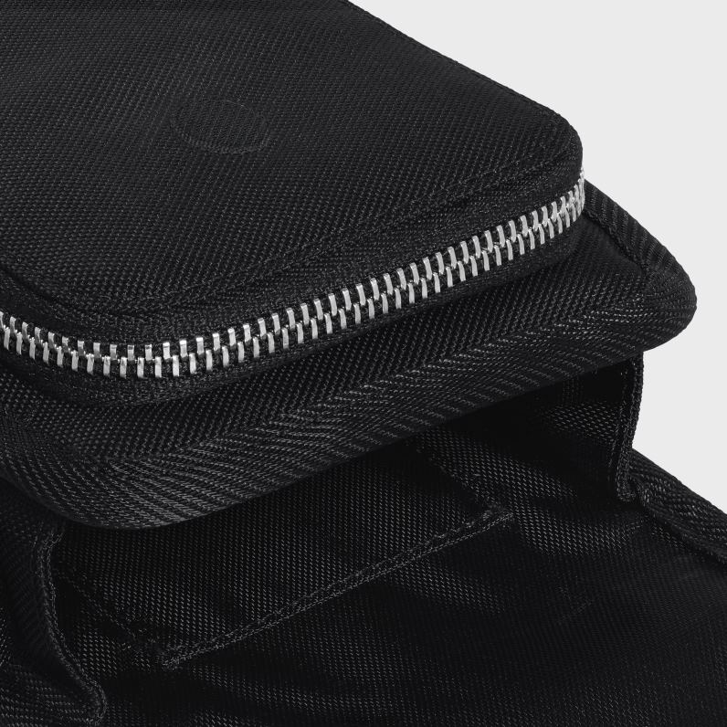 Θήκη τηλεφώνου trekking σε νάιλον με εκτύπωση άνδρες CELINE 640PT2170 αξεσουάρ μαύρος