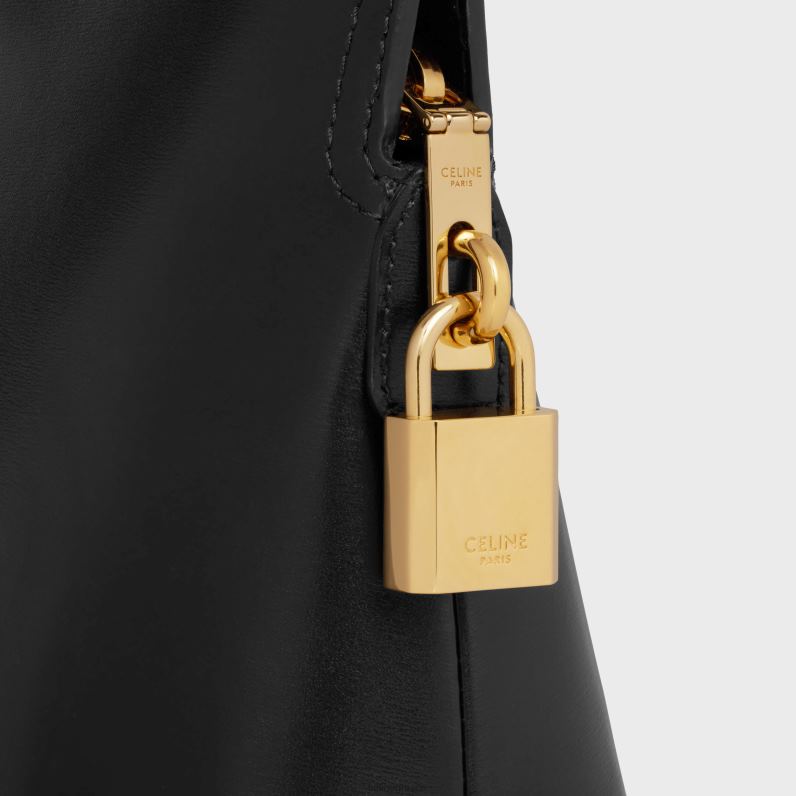 κλειδαριά θήκη περιποίησης σε γυαλιστερό δέρμα μοσχαριού άνδρες CELINE 640PT1486 αξεσουάρ μαύρος