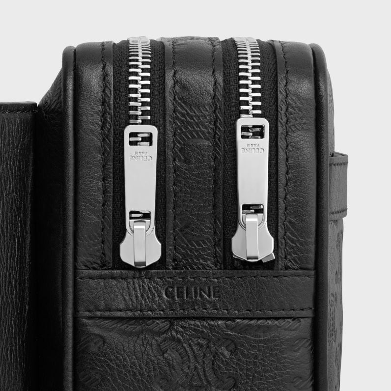 τσάντα ζώνης από δέρμα μοσχαριού με ανάγλυφο θρίαμβο άνδρες CELINE 640PT2079 αξεσουάρ μαύρος